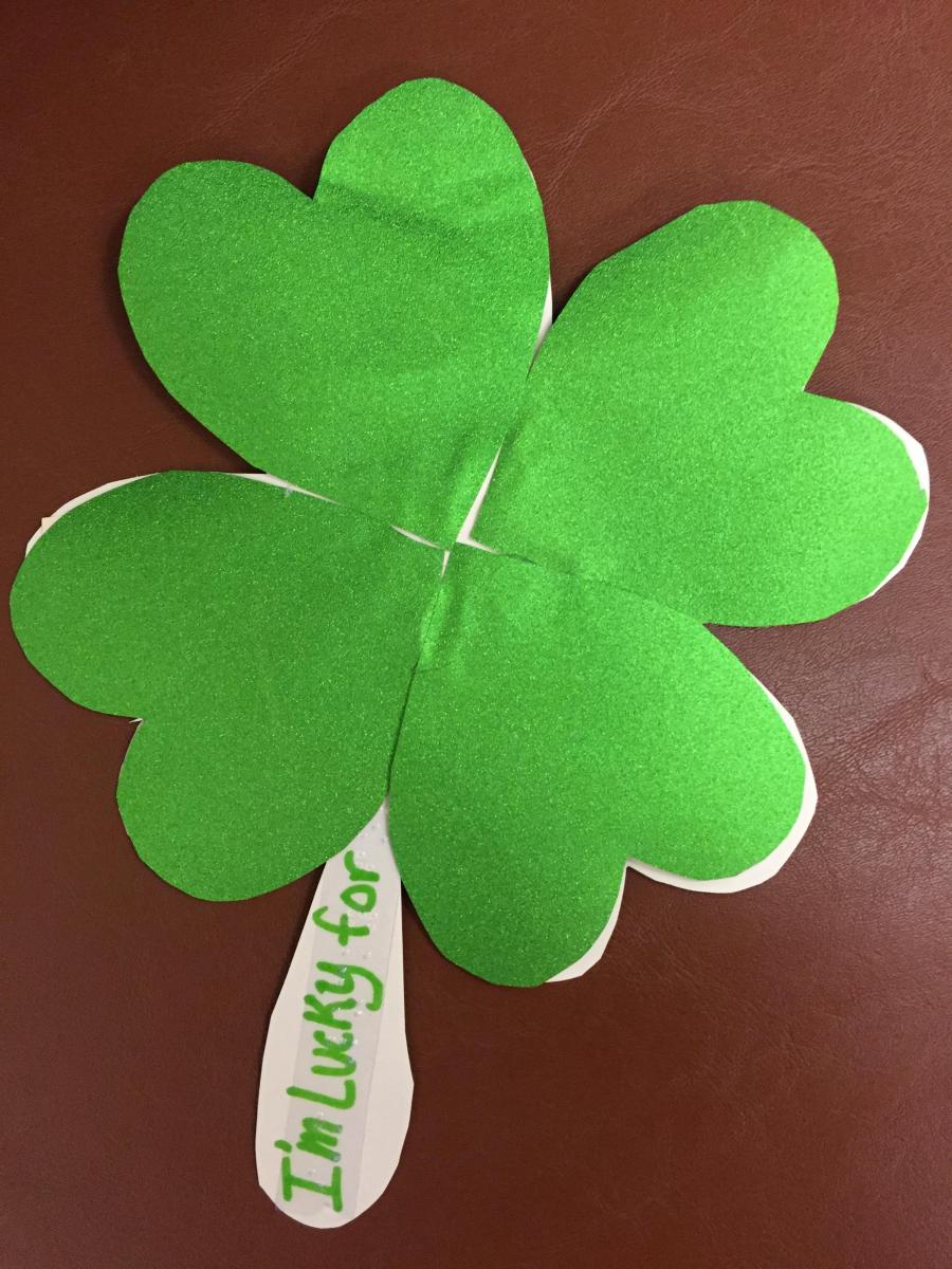 Shamrock with "I am lucky for"