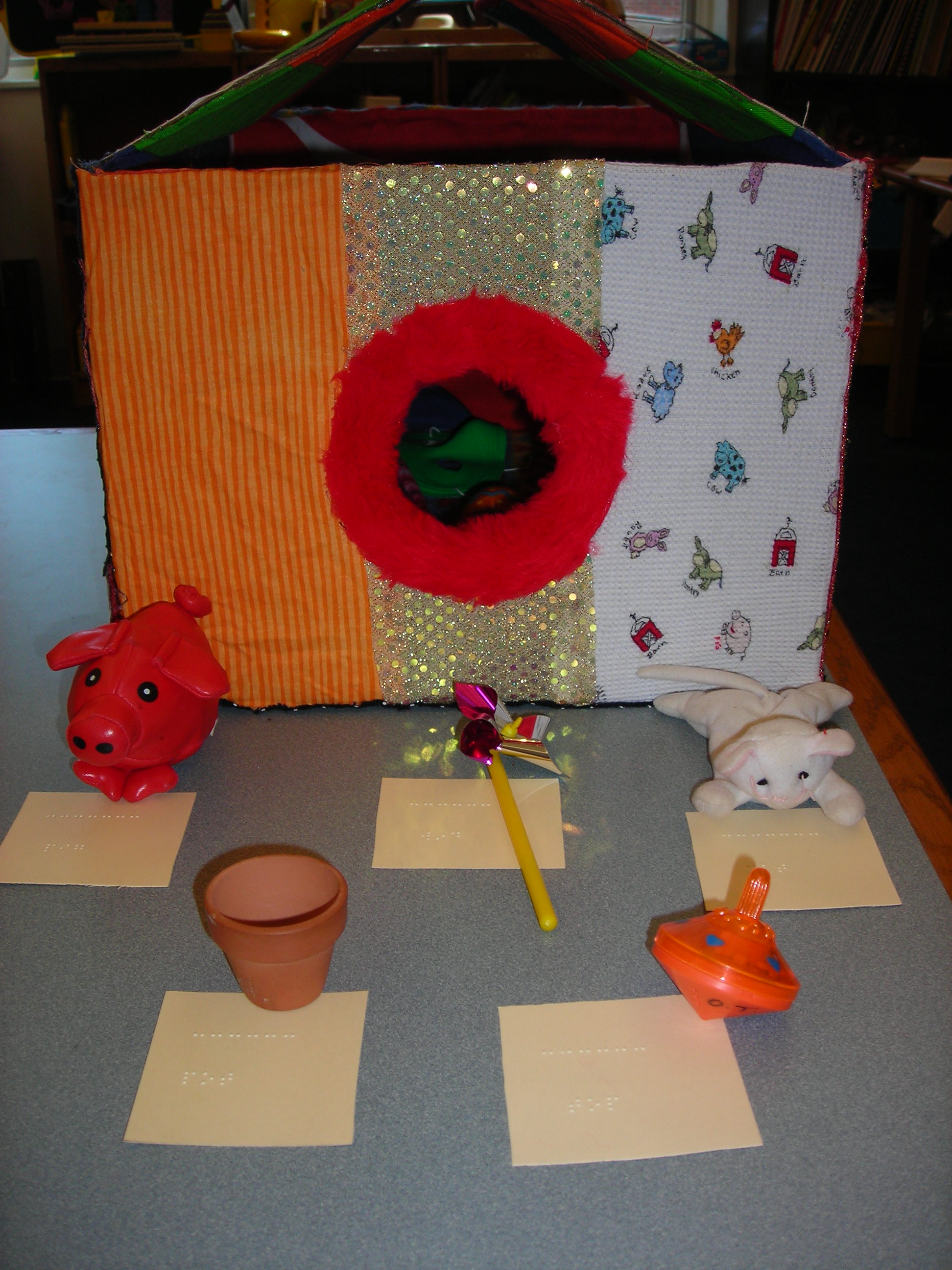 Object box and word cards for Feely Meely game