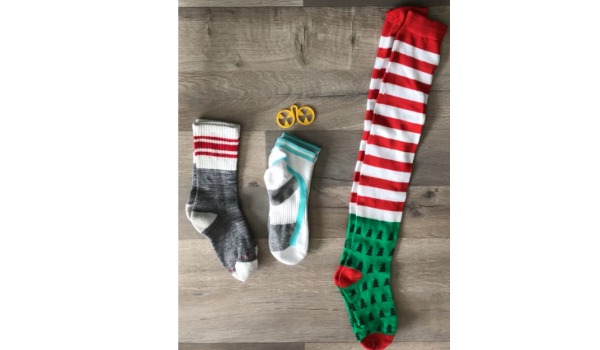 3 pairs of socks